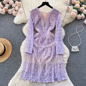 Robes décontractées Haute qualité lilas violet dentelle patchwork maille robe pour femmes robes élégantes para mujer broderie transparente robe mince 2024