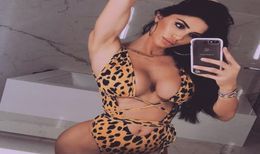 Nuevo 2019 Bikini sexy Traje de baño Traje de baño Mujer Brasileño Estampado de leopardo Serpiente Hueco Trajes de una pieza vendaje Traje de baño Biquini Bea6057919