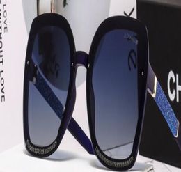 Nouveau 2020 femmes polariscope étoiles clignotantes avec lunettes de soleil à la mode lunettes de soleil de mode sans monture 80154996011