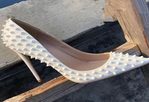 Nouveau 2021 Mode Blanc Rivet Talons Hauts Women039s Chaussures En Cuir Verni Stiletto Talons Minces 10cm Pointu Sexy Mariée Blanc Brillant 6161265