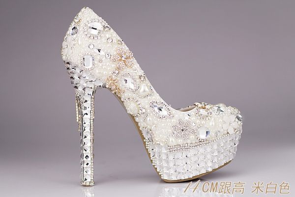 Nouveau 2021 Chaussures de mariage de luxe Glitter Paillettes Perle Bow Soirée formelle Sparkling Single Diamond Bridal Chaussures à talons hauts EM01432219C