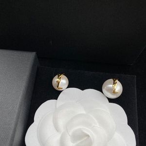 Nieuwe 2022 Women Ear Studs Designer Sieraden Dames oorbellen Letters Pearl -oorschelp Boucle Hoop Accessoires voor feest D228311f C9DI#