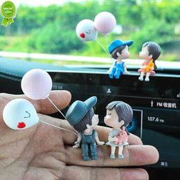 NIEUW 2023 Auto -decoratie Leuke cartoonparen Actiefiguur Figurines Ballon ornament Auto interieur dashboard accessoires voor meisjes