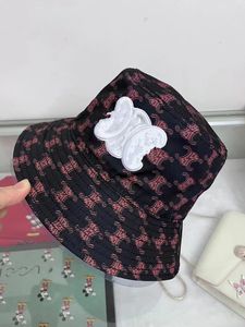 NUEVO 2023 Diseñador para hombre para mujer Sombrero de cubo Gorra Sombreros de ala ancha Sun Prevent Bonnet Múltiples colores con correa de barbilla ajustable para protección solar Sombrero de sombrilla