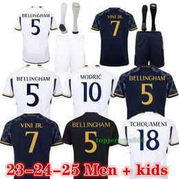 Nouveau 2024 2025 Real Madrids Bellingham Vini Jr Soccer Jerseys Kits 23 24 25 Mens Kids Football Jersey Shirt Camiseta Futbol Maillot Foot