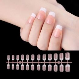 Nouveau 2024 24pcs / sac Français Faux Nails Frosted Press sur de faux pointes de cloue complète Couverture artificielle Fingernails ballet détachable pour Frosted False