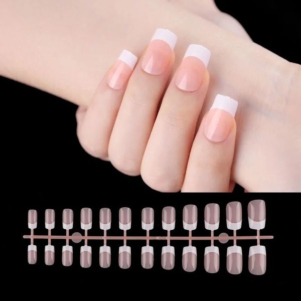 Nouveau 2024 24pcs / sac Français Faux Nails Frosted Press sur de faux pointes de clou Couverture complète Fingernails artificiels Ballet détachable pour Français Faux