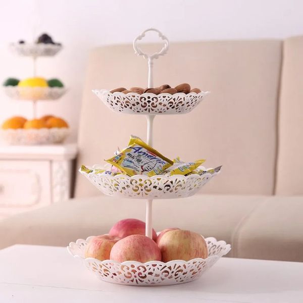 NOUVEAU 2024 CAPCAKEUR À 3 niveaux Gâteau Gâteau de mariage Événement de mariage Party Affichage Plaque Round Affichage Round Zinc Alloy Golden Tone Cake Stand pour