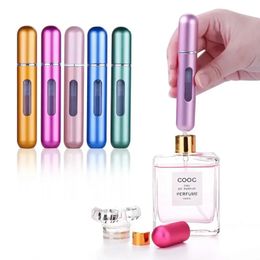 NIEUW 2024 5 ml onderste lading Parfum Refilleerbare fles Vloeistofcontainer Cosmetica Spray Bottle Dispenser Drukkop draagbare reizen voor reizen