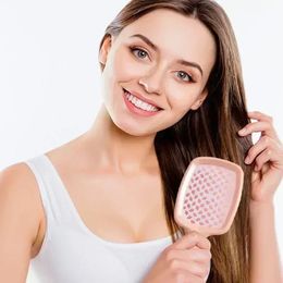 Nuevo 2024 Air Cushion Combs Women Massage Massage Cepellino Cepillo para el cabello Aseguando el salón del hogar Cepillo de herramientas para peluquería de bricolaje para el cabello Combor