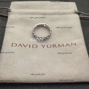 Nieuwe 2024 Dy Desginer David Yurma Sieraden Top Kwaliteit Bracelet Simple en Elegant Popular Woven Twisted Rope Fashion Ring David Bracelet Punk Jewelry David Size 2 810