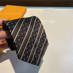 Nouveau 2024 Fashion Mens liens Designer Silk Tie Tie de luxe Collies pour hommes Nettoy
