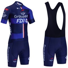 Nieuwe 2024 FDJ Wielertrui Fiets Shorts Set Mannen Vrouwen VAE TEAM Sneldrogend Pro Ciclismo Maillot Jersey 20D Slabbetjes broek Kleding