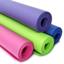 nueva colchoneta de yoga de espuma de comodidad de Eva Colet de 2024 sin deslizamiento para el yoga de entrenamiento y pilates en el gimnasio-alfombra deportiva ideal para una rutina de ejercicio sin deslizamiento