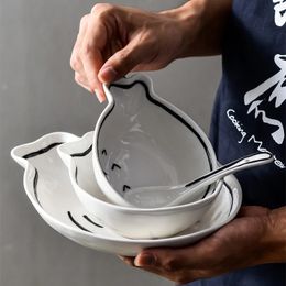 Nuevo 2024 Novely de platos de lágrimas de cerámica de estilo japonés Conjuntos de vajilla de fruta Diseño creativo de caricatura Luck Lucky Cat Patrón para
