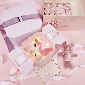 Nouveau 2024 Boîte-cadeau octogonal Sacs en papier pour cadeaux Boîte à fleurs de mariage Boîte de bonbons emballages cadeaux DÉCORATIONS DE PART