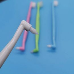Nouvelle brosse à dents orthodontique 2024 avec une tête de brosse douce concave et convexe pour les implants dentaires et les accolades brosse à dents orthodontique pour les accolades