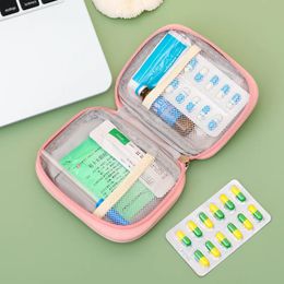 Nuevo 2024 Kit de primeros auxilios al aire libre Bag Travel Home Camping Portable Mini Medical Pill Bolsas de almacenamiento Kits de supervivencia de emergencia para viajar primero