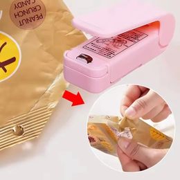 NOUVEAU 2024 MINI PORTABLE SAG SAL SCELLE MACHINE SAG FLOCIAL SAGE CHALLER Scellant Handy Sticker Sceller pour Snack Food Kitchen Gadgets Accessoires2.Pratique