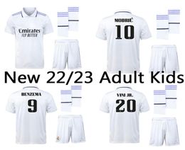 Nouveau 2223 Home Final Football Shirt Men039s Tracksuit 2023 Real Madrides Adult Kit Benzema Modric Vini Jr Asensio Kroos Rodrygo 9447072