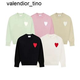 Nuevo 24SS Diseñador Suéter Hombres Mujeres Marca de moda coreana Amis Patrón de corazón Cuello redondo Prendas de punto Sudaderas Amante de lujo Pequeño suéter para mujer para hombre