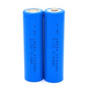 NIEUWE 2600 mah 18650 Batterijen HY18650 3.7 V Ontlading Lithium Oplaadbare Batterij met Platte en Scherpe LL