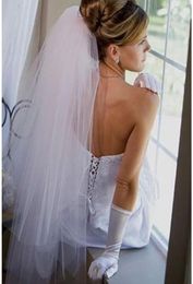 NOUVEAU 2T Whiteivory Bridal Elbow Longueur Cut Edge Wedding Veil avec peigne Tulle Bridal Veils8110603