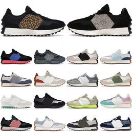 Nouveau 327 hommes Chaussures extérieures authentiques pour hommes n327 Tripie Black Grey Matter White Moonbeam Sea Sakt Moon Beam Beam Storm Sports Sneakers Trainers