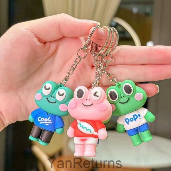 Nuevo caricatura 3D Big Brog Car Keychain Pequeño regalo con accesorios de zapatería de agujero de llavero como regalo