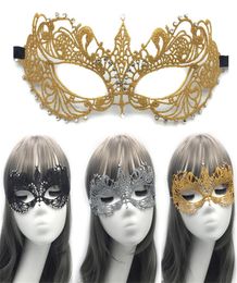 Nieuwe 3d Lace Halloween Masquerade Half Face Women Lady Rhinestone Venetiaans Mask Kostuum Feestelijk Dansfeest Kerstcarnaval Dres1099660