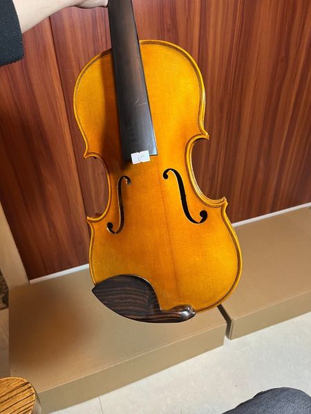 NOUVEAU 4/4 violon de violon unique Grain à main sculptée en érable arrière Spruce Top Rich Ton et étui