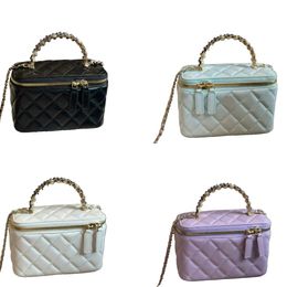 Nouveau sac de luxe léger de luxe à 4 couleurs Bag de bobe de luxe en métal Design Zipper élégant en diamant décontracté manche de sac à main