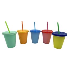 Groothandel! 480 ml 16oz Kleurveranderende Cup Thermochroom Tumblers Kleine maat Kleur Wijzigen PP met deksel en stro 5 kleuren opties