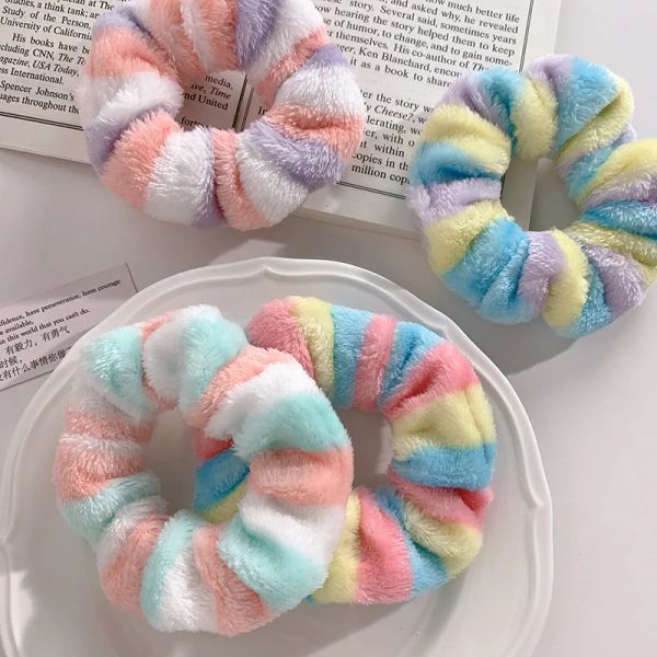 NOUVEAU 4PCS / PACK Girls Fluffy Striped Raided Rainbow Hair Band Soft Coil Hair Scrunchies Children Sweet Hair Rope Elastic Head Band