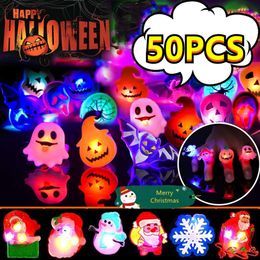 Nouveau 50/30/20/10/5PC LED lumineux noël Halloween anneaux créatif citrouille fantôme crâne brillant bagues jouets lumières fête décor