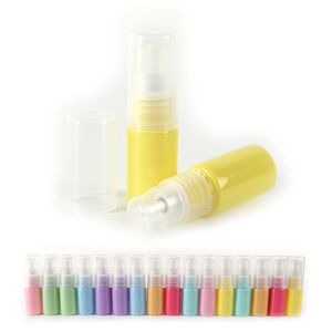 50 stks / partij 10 ml kleurrijke lege navulbare duidelijke plastic pompfles ideaal voor lotion crème essentiële olie reizen kleine conceptie