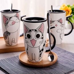 Nueva Taza de cerámica de gato creativa de 600 ml con tapa y cuchara taza para té y café con leche de dibujos animados tazas de porcelana bonitos regalos 179S