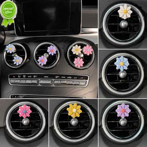 NOUVEAU 6PCS FLOWER VAR VENT CLIP Small Daisy Air Climating Outlet Perfume Clip Decoration Air Fairier des accessoires de voiture pour les femmes