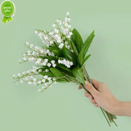 Nieuwe 6 stks Witte Bellflower Kunstmatige Lelie Vallei Orchidee Bloem Voor Huis Tuin Decoratie Bruiloft Bruid Boeket Nep Plant