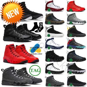 Nieuwe 9 9s mannen Donkere houtskool basketbalschoenen gefokt universiteit Gold Racer Blue Chili Gym Fire Red UNC Deeltjes Cool Gray Standbeeld