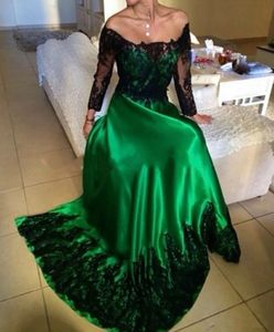Nieuwe Abendkleider Emerald Green Avondjurk Prom Jurk met Black Lace Applicaties Lange mouw Vestidos Largos Para Bodas