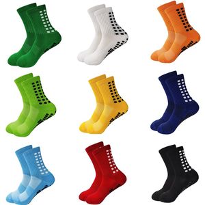 Nuevos calcetines de fútbol antideslizantes para hombres, calcetines deportivos juveniles con clip de cuello redondo, calcetines negros, blancos y azules de alta calidad