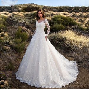 Nuevos apliques vestidos de novia blancos ilusión cuello redondo y espalda en V hecho a medida manga larga transparente diseño vestido de novia de encaje