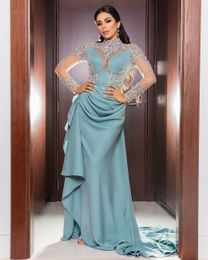Nieuwe Arabische Blue Avondjurken Dragen Hoge Hals Lange Mouwen Zilveren Crystal Kralen Satijn Ruches Plus Size Formele Feestjurk Prom Dresses