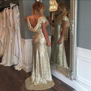 New Arriva Gold Sheat Sheat Cap sans manches Longtes robes de demoiselle d'honneur pour la fête de mariage à Stcok Robes de bal 223U