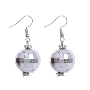 Nieuwe aankomst 70s Zilveren kleur Shiny Disco Ball bengelen oorbellen voor vrouwen coole mode sieraden retro ronde drop oorbellen vrouw