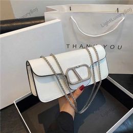 Nieuwe aankomst Designer Ketting Schoudertas Diamond Large V Letter Women Elegance Evening Tassen All-match Luxe Messenger Bags Fashion Crossbody Purse