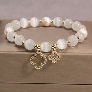 Nouveauté bijoux de créateur trèfle à quatre feuilles cristal de guérison pierre naturelle opale Bracelet de perles pour les femmes