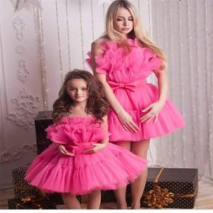 Recién llegado, vestidos para niñas de flores, sin mangas, volantes escalonados, vestido de primera comunión de tul con cinta, tren de barrido por encargo, ropa formal para niños