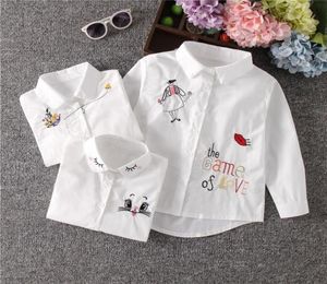 Nieuwe collectie meisjes witte blouse herfst leuke lange mouwen kinderen cartoon shirts meisje blouses kat tiener schoolkleding kinderen tops t9792452